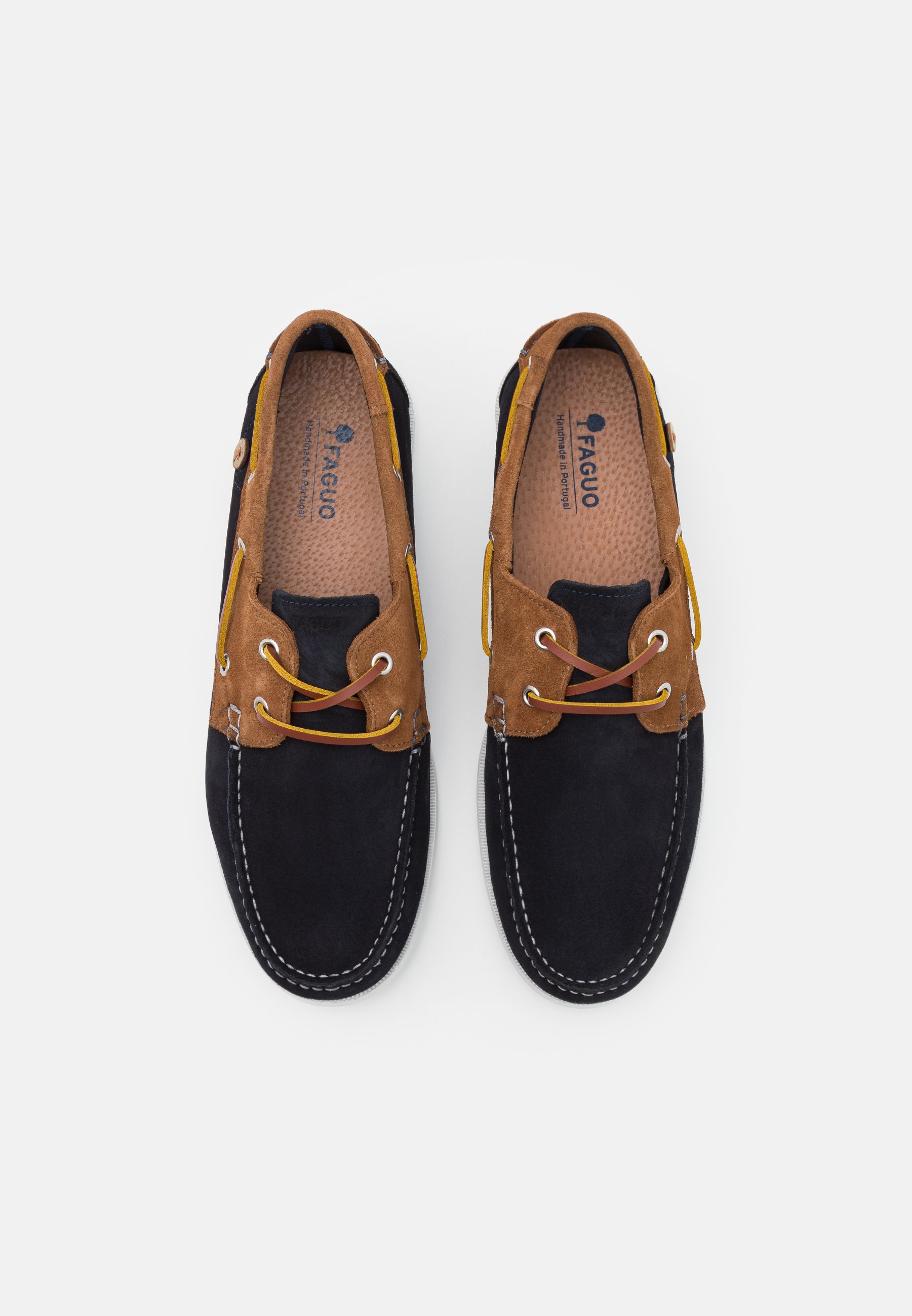 Faguo Larch - Chaussures bateau en cuir - vert | BrandAlley