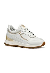 Sneaker bianco in pelle con dettagli dorati, pannello laterale testurizzato, punta rotonda e suola in gomma. Presenta lacci e dettaglio del logo sulla linguetta.