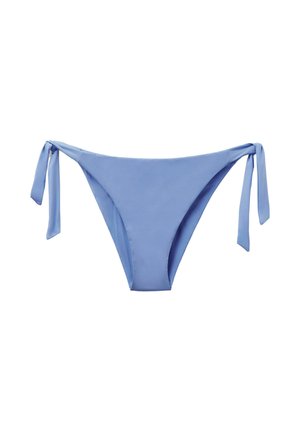 Hellblauer Bikinihose mit seitlichen Bindebändern, aus glattem Stoff, vor einem weißen Hintergrund präsentiert.