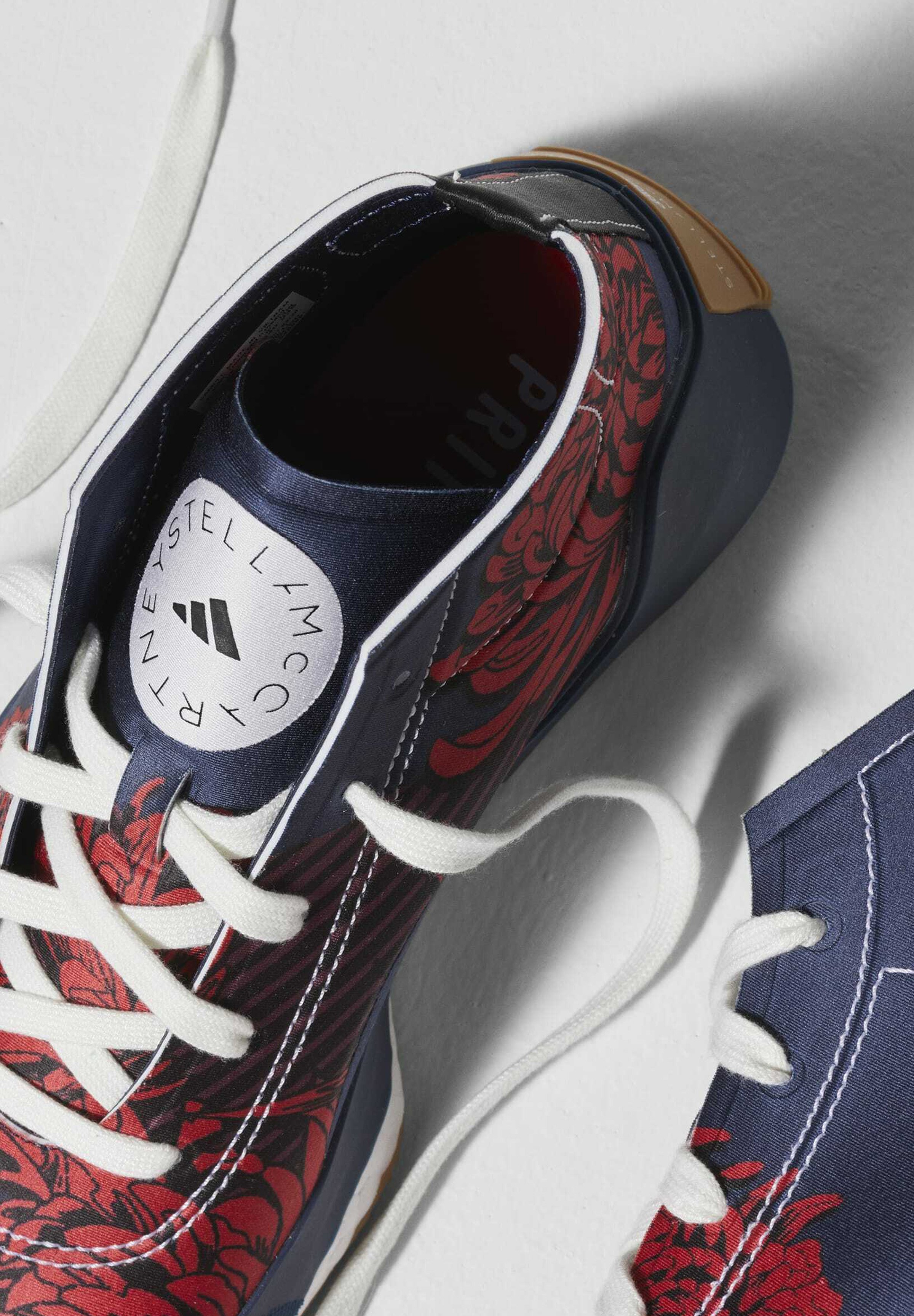 Women ADIDAS BY STELLA MCCARTNEY TREINO MID-CUT PRINT SHOES - High-top trainers Women ADIDAS BY STELLA MCCARTNEY TREINO MID-CUT PRINT SHOES - High-top trainers