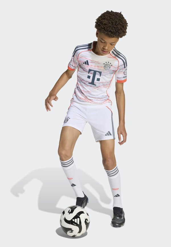 FC BAYERN 25/26 AWAY SHORTS UNISEX KIDS - Sports shorts2