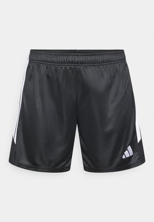 Czarne sportowe szorty wykonane z gładkiego, lekkiego materiału z elastyczną talią; posiadają białe paski po bokach oraz detal z logo.