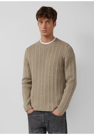 - Sweter