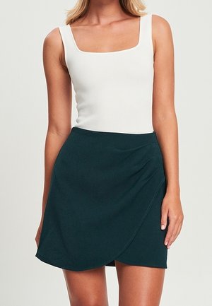 A-Linien-Rock - dark green