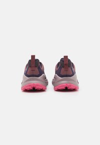 adidas Terrex TRAILMAKER 2.0 GORE-TEX® HIKING - Zapatillas de senderismo - quiet crimson/silver dawn/pink fusion