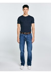 Seleccionado, dunkelblau