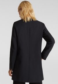 Esprit Collection Pitkä takki - black