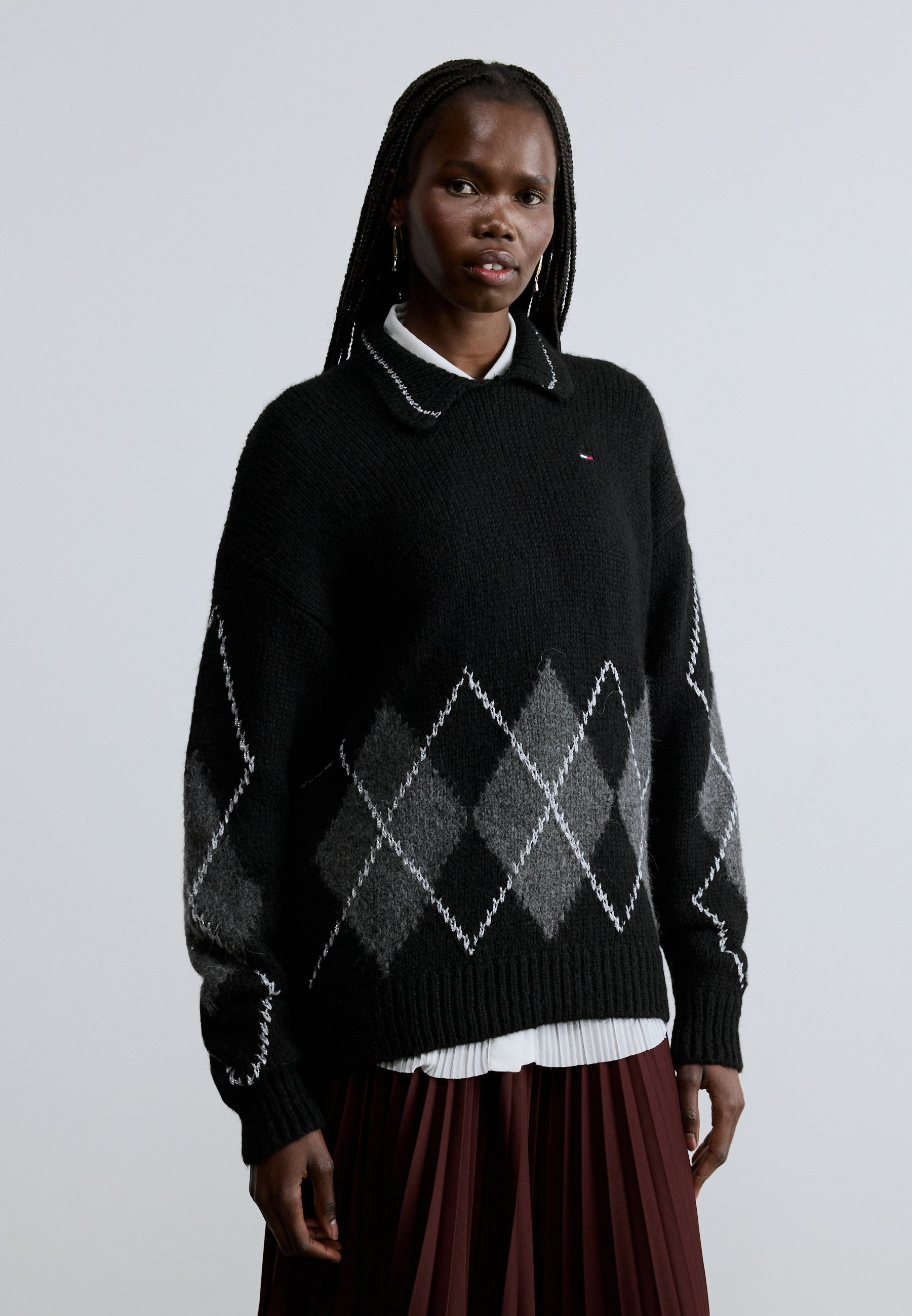 Tommy Jeans 아가일 스웨터 점퍼