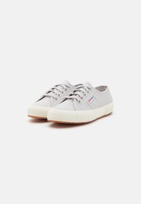 Superga COTU CLASSIC UNISEX - Sportcipő - grey silver/favorio