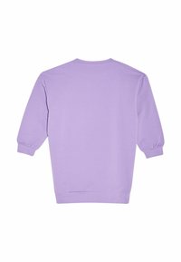 Felpa lilla con scollatura rotonda, maniche lunghe a sbuffo e vestibilità comoda. Realizzata in tessuto morbido e leggero per garantire comfort.