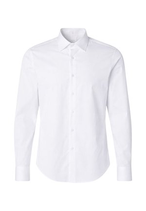 Camicia bianca a maniche lunghe con bottoni davanti, colletto classico e polsini, mostrata stesa su uno sfondo bianco.