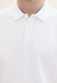 TOM TAILOR BASIC  - Piké - white