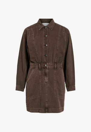 Abito in denim marrone con colletto, chiusura a bottoni, maniche lunghe, vita sottolineata e due tasche frontali; presenta dettagli di cucitura in tutto l'abito.