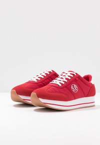 s.Oliver Sneaker low - red