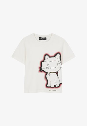 T-shirt blanc à manches courtes avec un motif de chat cartoon portant des lunettes de soleil, bordé de noir et de rose, et une finition en couleur dorée au niveau du col.