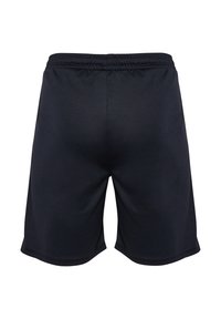 Zwarte sportbroek met een elastische tailleband, een gladde stoftextuur, knielengte ontwerp en geen zichtbare zakken of merktekens.