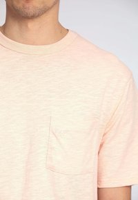 Colours & Sons SLUB - T-Shirt basic - rosa