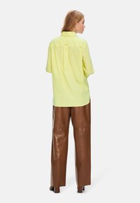 Marc Cain Button-down blouse - bright limelight