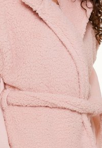 LingaDore FLUFFY - Župan - rose smoke
