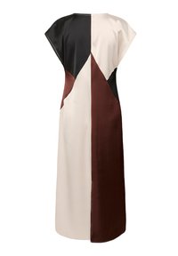 Duga haljina s geometrijskim uzorkom u crnoj, krem i tamnosmeđoj satenskoj tkanini. Ima kratke rukave i minimalistički siluet.