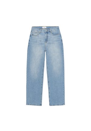 Jasnoniebieskie jeansy denimowe o prostym kroju nogawki, z pięcioma kieszeniami, zamkiem błyskawicznym i delikatnie spranym efektem.