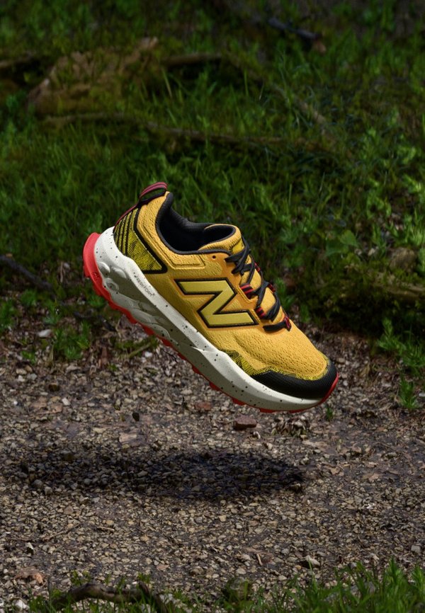 FRESH FOAM X GAROÉ V2 - Road running shoes - marmalade3