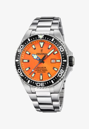 Montre de plongée en acier inoxydable avec cadran orange vif, aiguilles et marqueurs luminescents, guichet date à 3 heures, et lunette tournante noire.