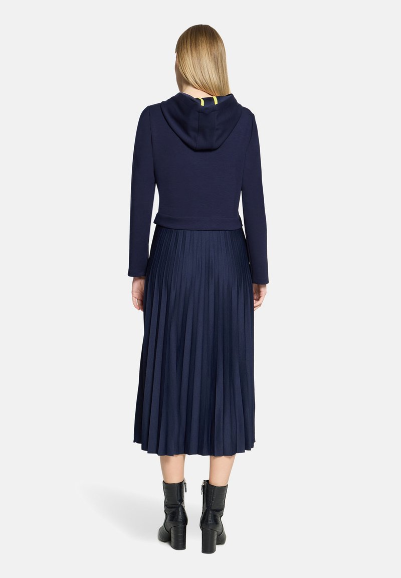 Cartoon CASUAL MIT KAPUZE - Day dress - dunkelblau/blue - Zalando