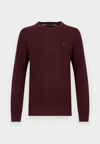 Ei valittu, deep burgundy