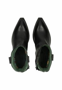 Czarne skórzane botki za kostkę z wąskim czubkiem, zielonym wnętrzem i małymi pętelkami z tyłu. Gładka tekstura, elegancki design.