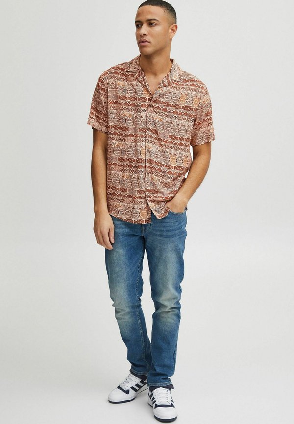 IDMariol - Shirt - coffee bean3