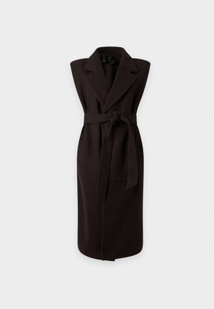 Vero Moda Curve, VMCFORTUNEAYA LONG - Veste sans manches - chocolate torte