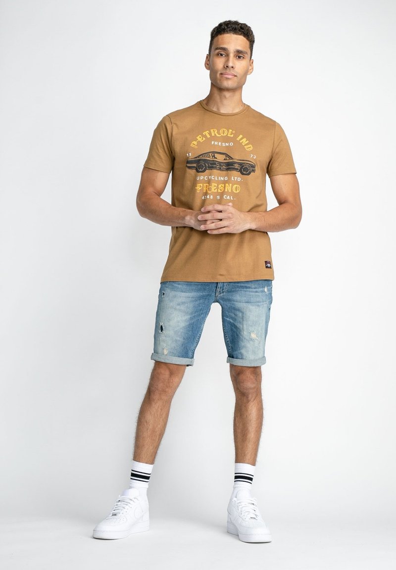 Petrol Industries Jeansshorts - heavy stone