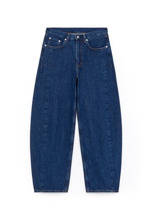 Donkerblauwe denim wijde pijpen jeans met een hoge taille, vijf zakken en zilverkleurige hardware. Heeft zichtbare stiksels en een gladde textuur.