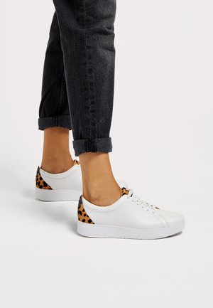 FitFlop, RALLY - Trainers - urban white leopard
