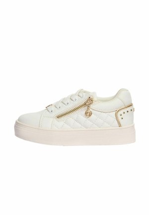 REGULAR FIT - LACE UP QUILTED SPORTS - Baskets basses - white
