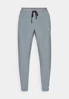 STRIDE - Pantalon de survêtement - smoke grey/reflective silver