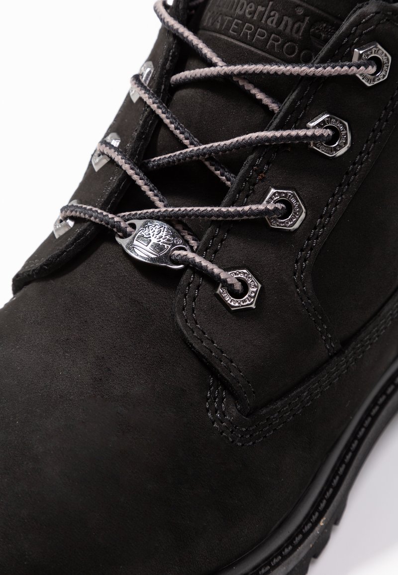 timberland chukka boots black