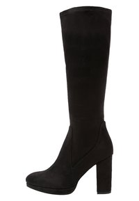 Černé vysoké kozačky vyrobené z umělé zamšové kůže, s robustním vysokým podpatkem a zúženým siluetou, s hladkým povrchem a minimem designových detailů.