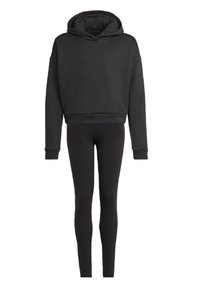 Set di felpa nera corta e leggings, realizzato in un tessuto morbido. Presenta un cappuccio, polsini a coste e accenti di logo sottili su entrambi i capi.