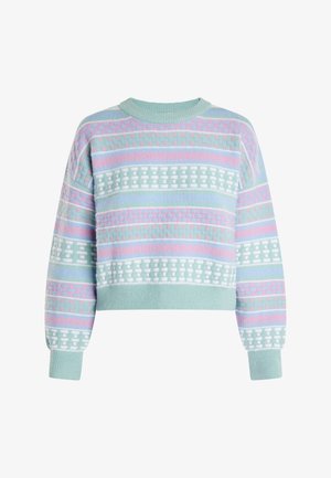 Šviesiai mėlynas trumpas megztinis su tekstūriniais raštais pastelinės rožinės ir žalios spalvų, turi apvalų kaklą ir raukiniais baigtus rankogalius.