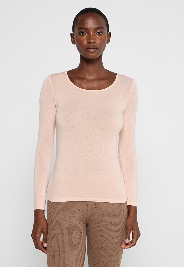 Dorina Pyjamashirt beige Dorina Pyjamashirt beige