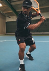 Nike Performance HERITAGE SHORT - Sportiniai šortai - black/white/flat pewter