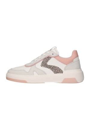 Trainers - white