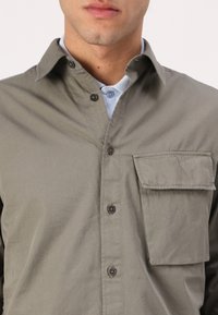 Belstaff SCALE SHIRT - Srajca - surplus green
