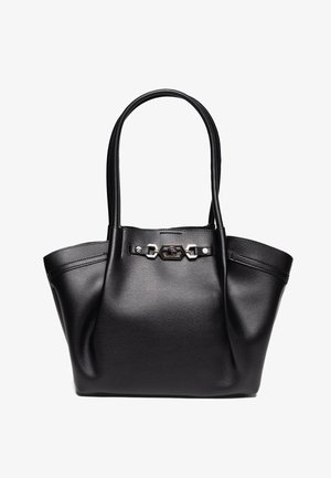 Borsa tote in pelle nera con due spallacci e una fibbia decorativa argentata al centro davanti.