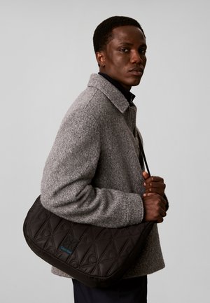 Calvin Klein, EMBLEM MESSENGER UNISEX - Τσάντα χιαστί - black