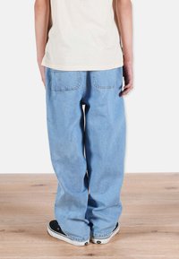 Band of Rascals Jeansy Relaxed Fit