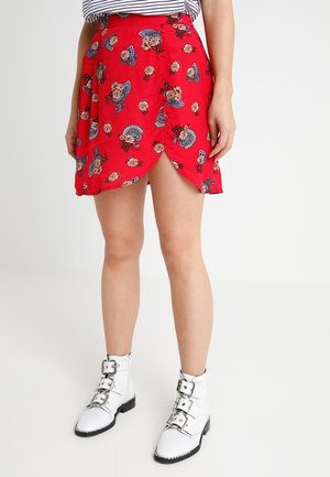 Minijupe - red