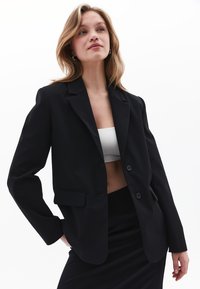 Blazer - black